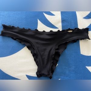 Luli Fama Black Wavy bottoms